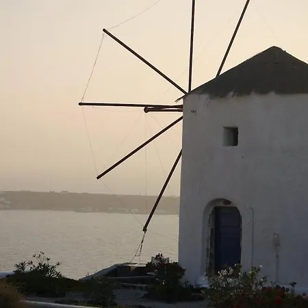 Lioyerma Windmill Villa With Outdoor Hot Tub Ia Exterior foto
