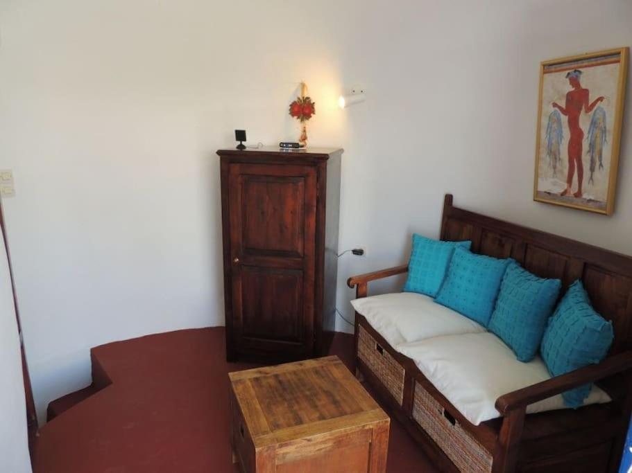 Apartment Lioyerma Windmill With Outdoor Hot Tub Ia